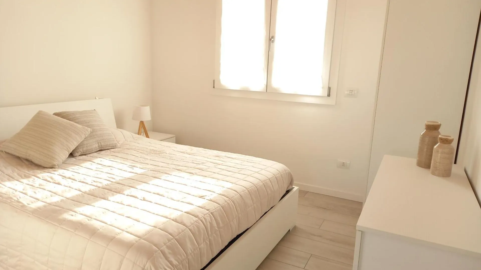 L'Oasi Di Anna Apartamento Lenno Itália
